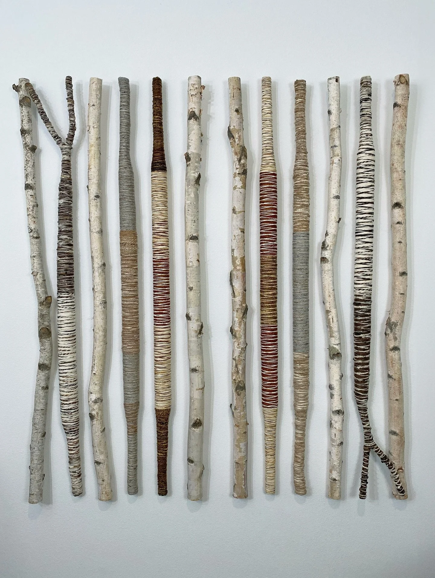 ✨ MIRROR✨
This piece was born from moments of stillness, where I found myself observing how nature reflects its own rhythm. Each branch carries unique scars and textures, and by wrapping them in fibers, I wanted to mirror the way we are also layered 