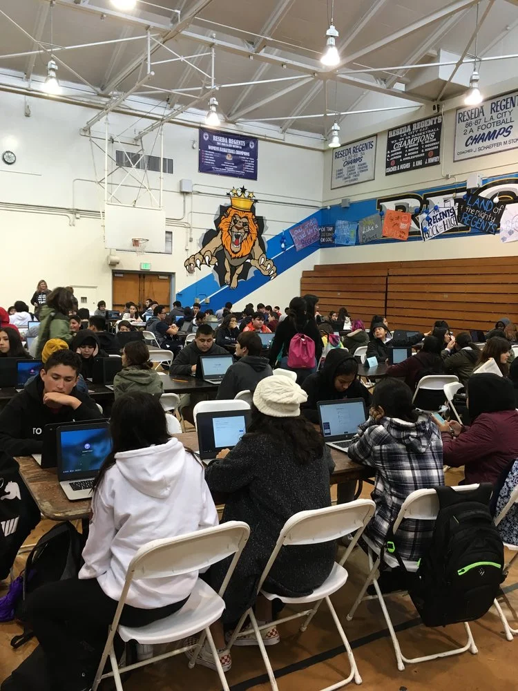 Estudiantes en Reseda Chárter High