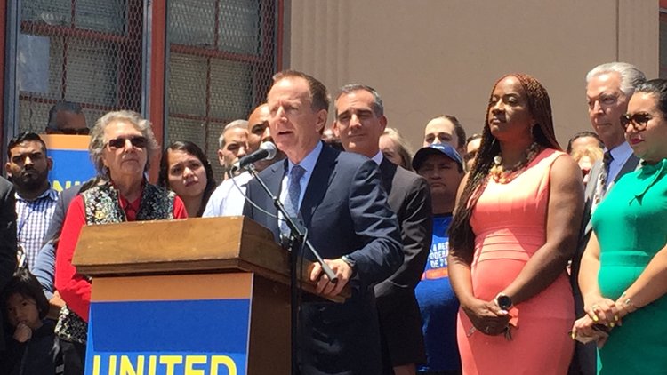 AUSTIN BEUTNER, SUPERINTENDENTE DEL LAUSD, aborda LA FALLA DE LA MEDIDA EE