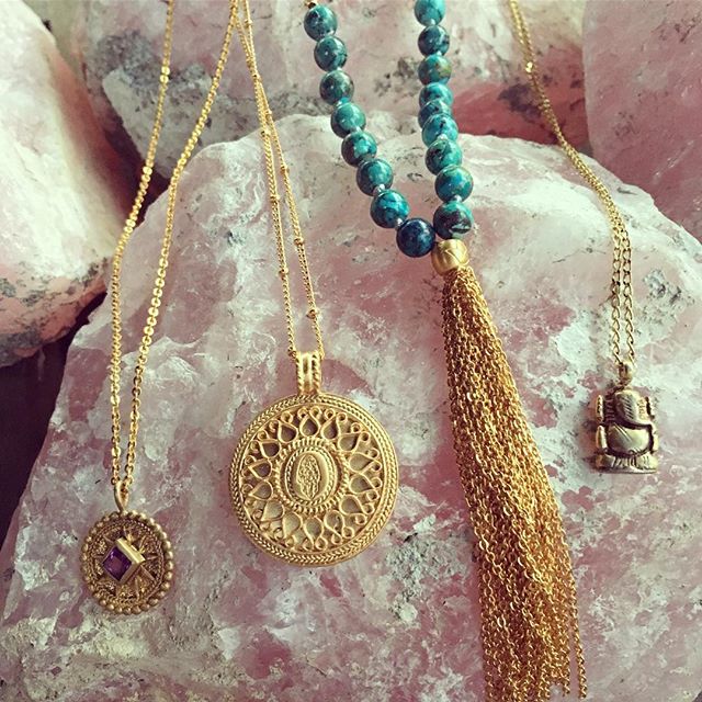 Always in love with our gorgeous necklaces from @satyajewelry .
.
.
.
.
#jewelry #goldnecklace #layeringnecklace #yogainspired #shopojai #shoplocal #ojai #shopsmall #mala