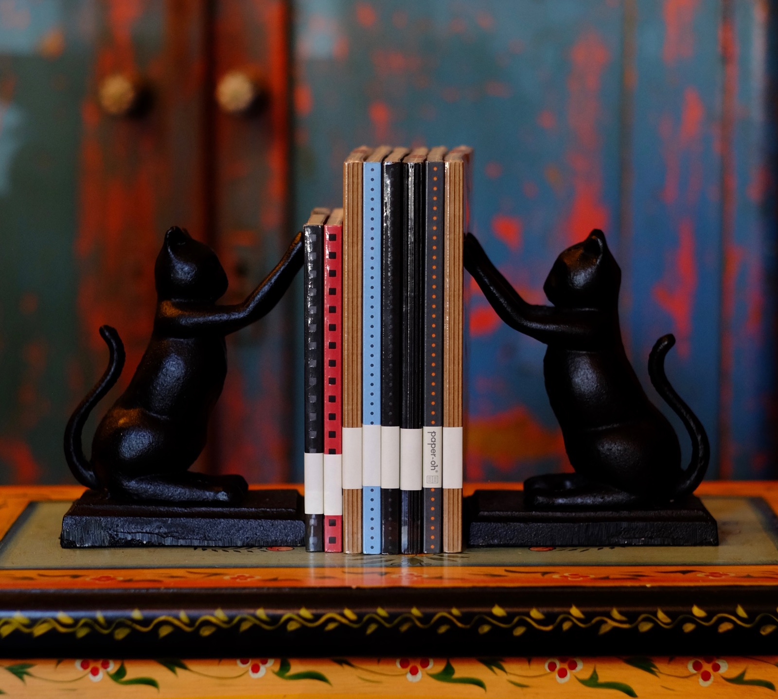 Jones-And-Company-Cat-bookends-notebooks.jpg