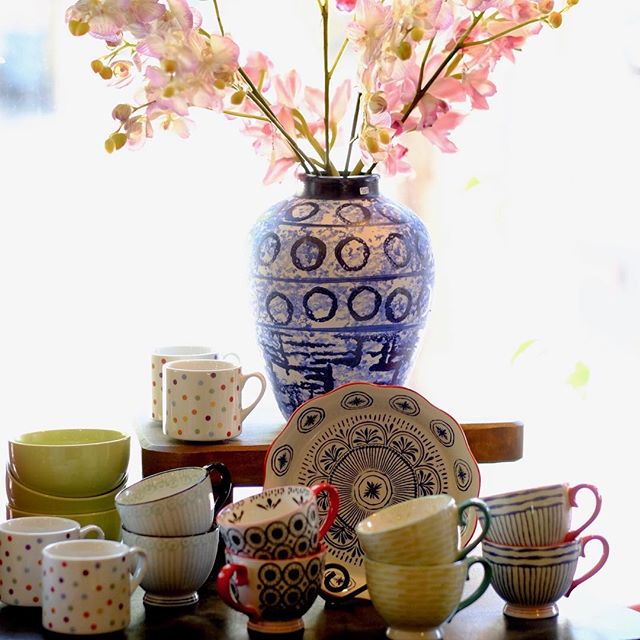 Hot cocoa is calling...
.
.
.
.
.
#ojai #gifts #teacups #ceramics #mugs #uniquegifts #tea #teatime #cuppa #cutemugs #polkadots #dishware #homegifts #giftsforthehome #giftideas