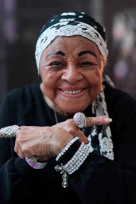 Dawn Hampton (1928 - September 25, 2016)