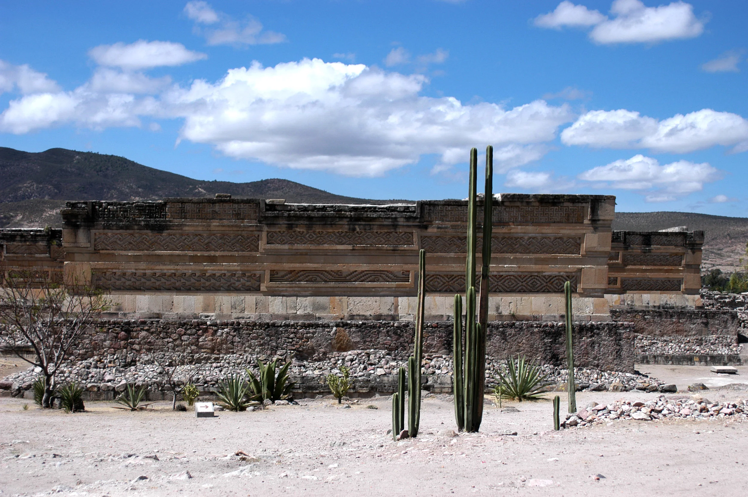 Mitla 3.jpg