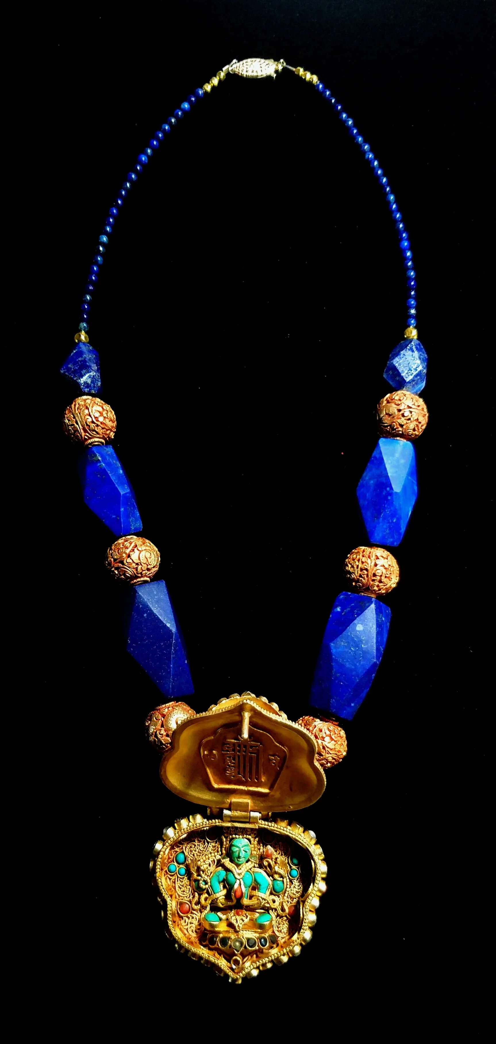 JBauer Collection Lapis Gau Open.jpg