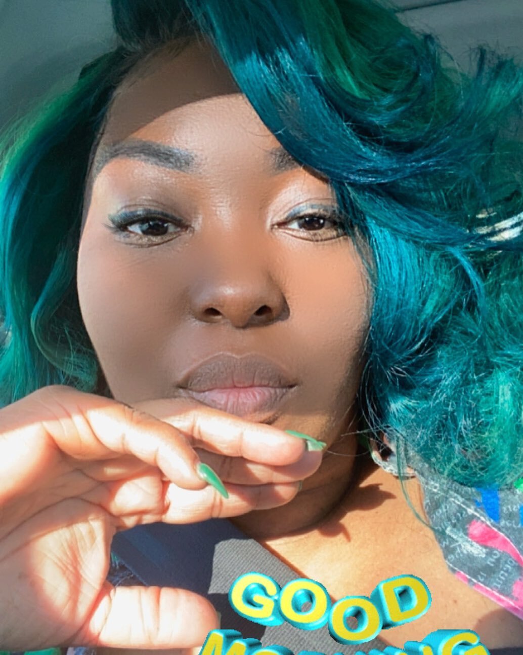 The only business you can start without money is minding your own. Start that shit today! Happy first day of March! #marchmadness #womenhistorymonth #womanownedbusiness #bagtalk #hairstylist