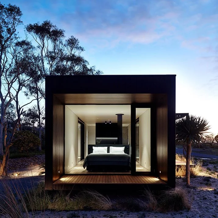 Off-grid modular prefabricated cabins