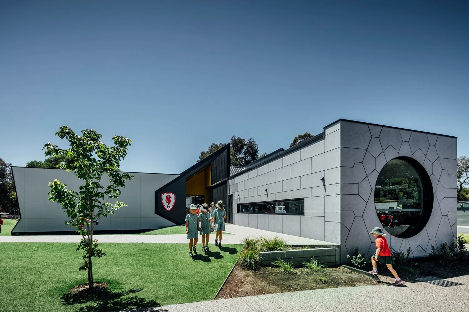 Equitone prefabAUS member image.jpg