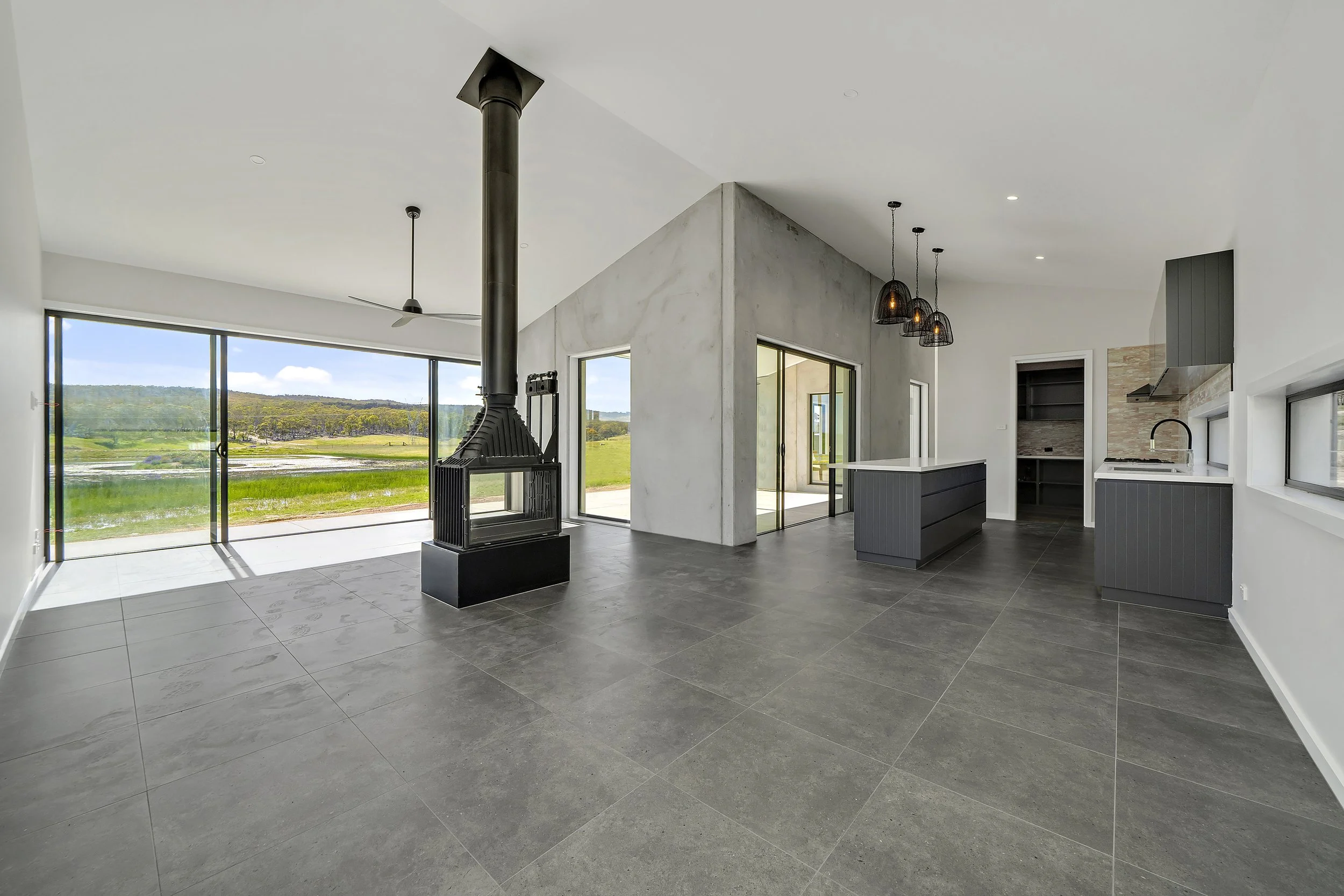 Bywong 119 Creekborough Road_11.jpg