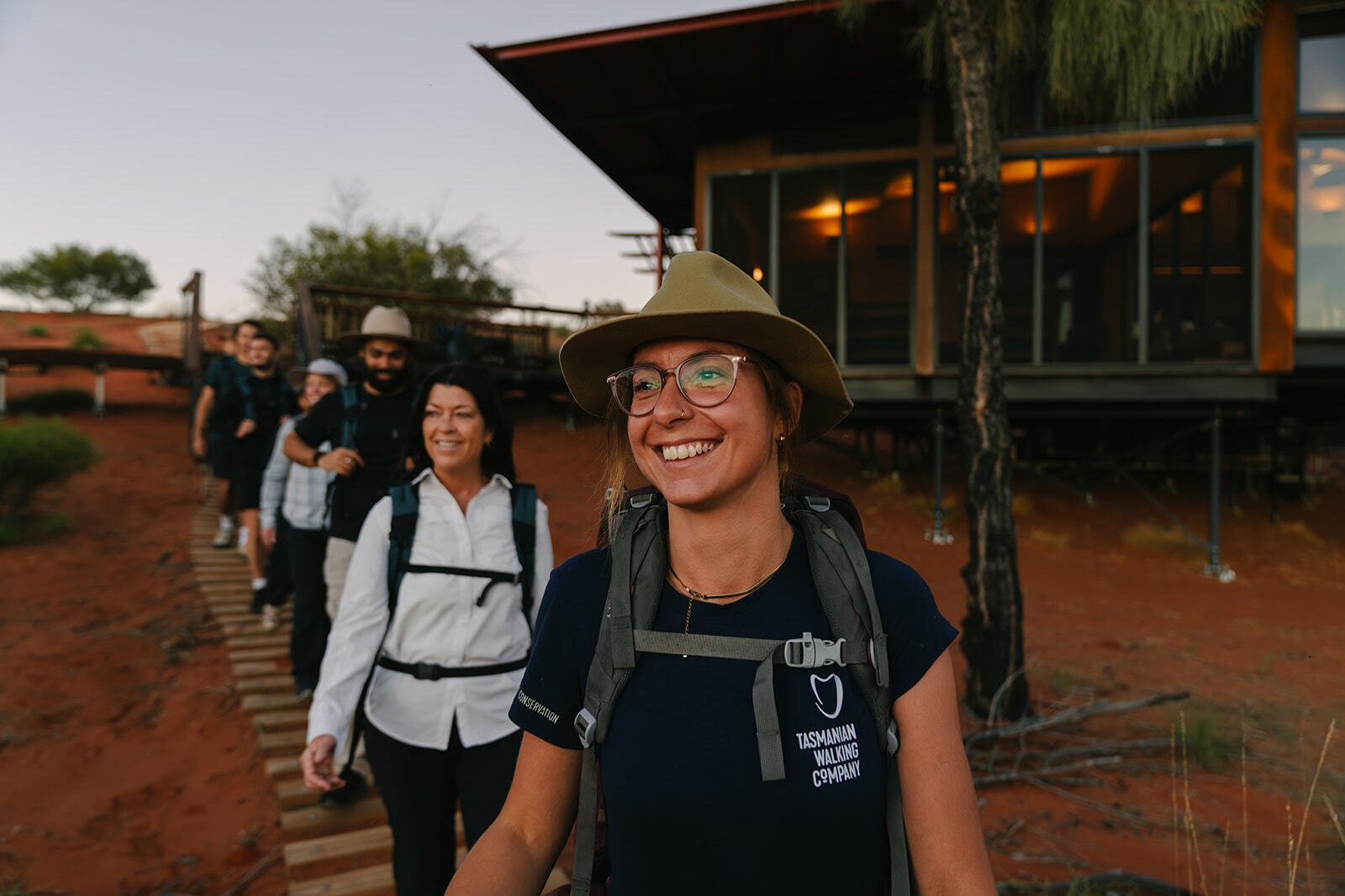 auscomodular_uluru_image2.jpg