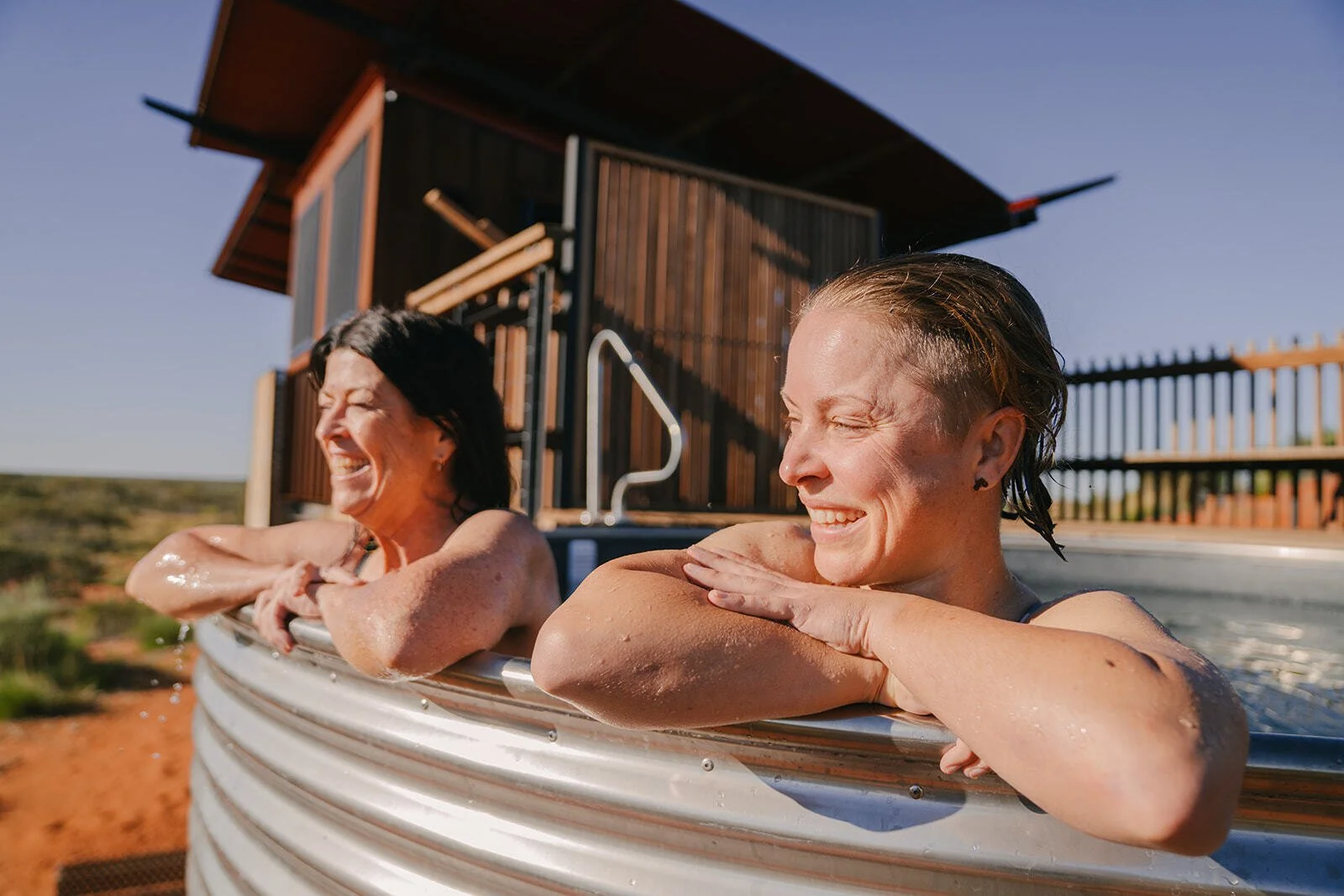 auscomodular_uluru_image1.jpg