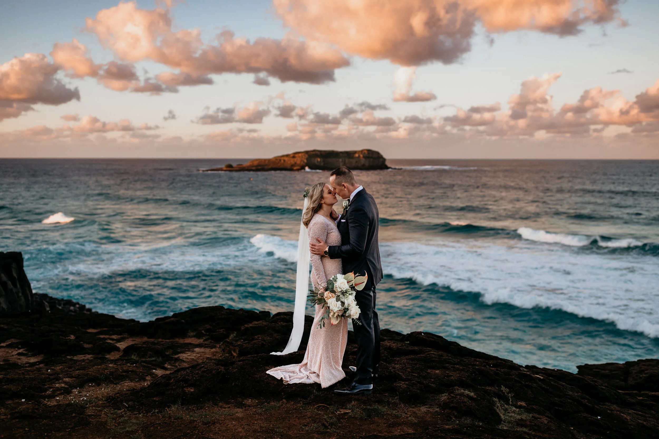 Gold Coast wedding photographer captures the best wedding photo at Fingal Heads