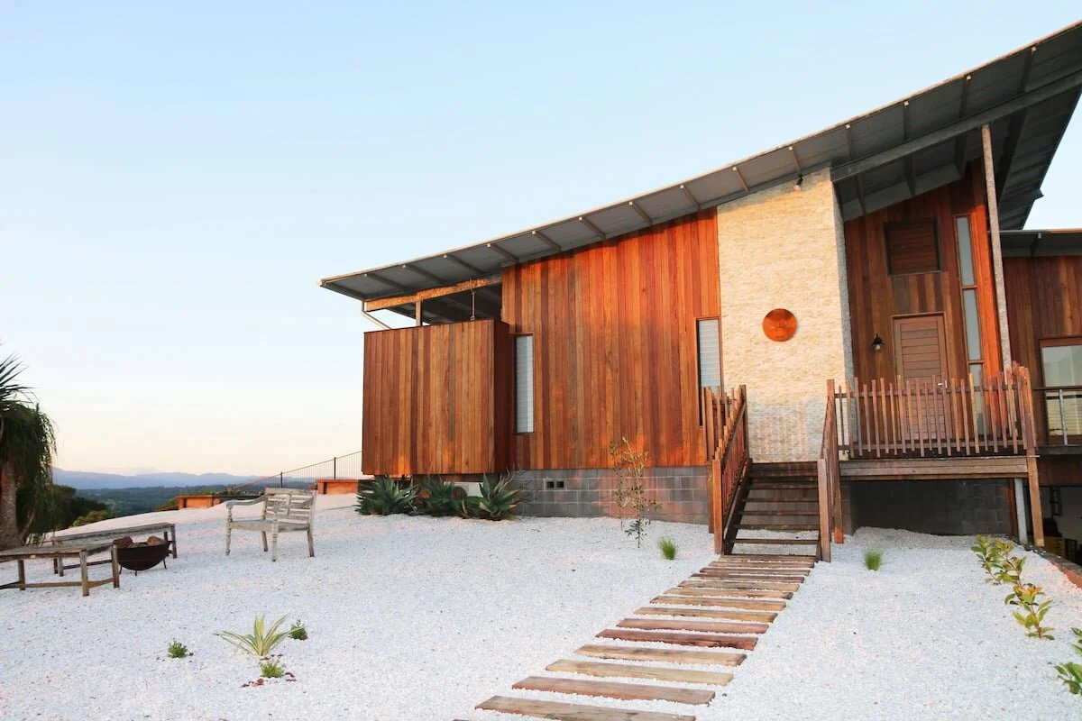Temple Farmhouse – Byron Bay Hinterland