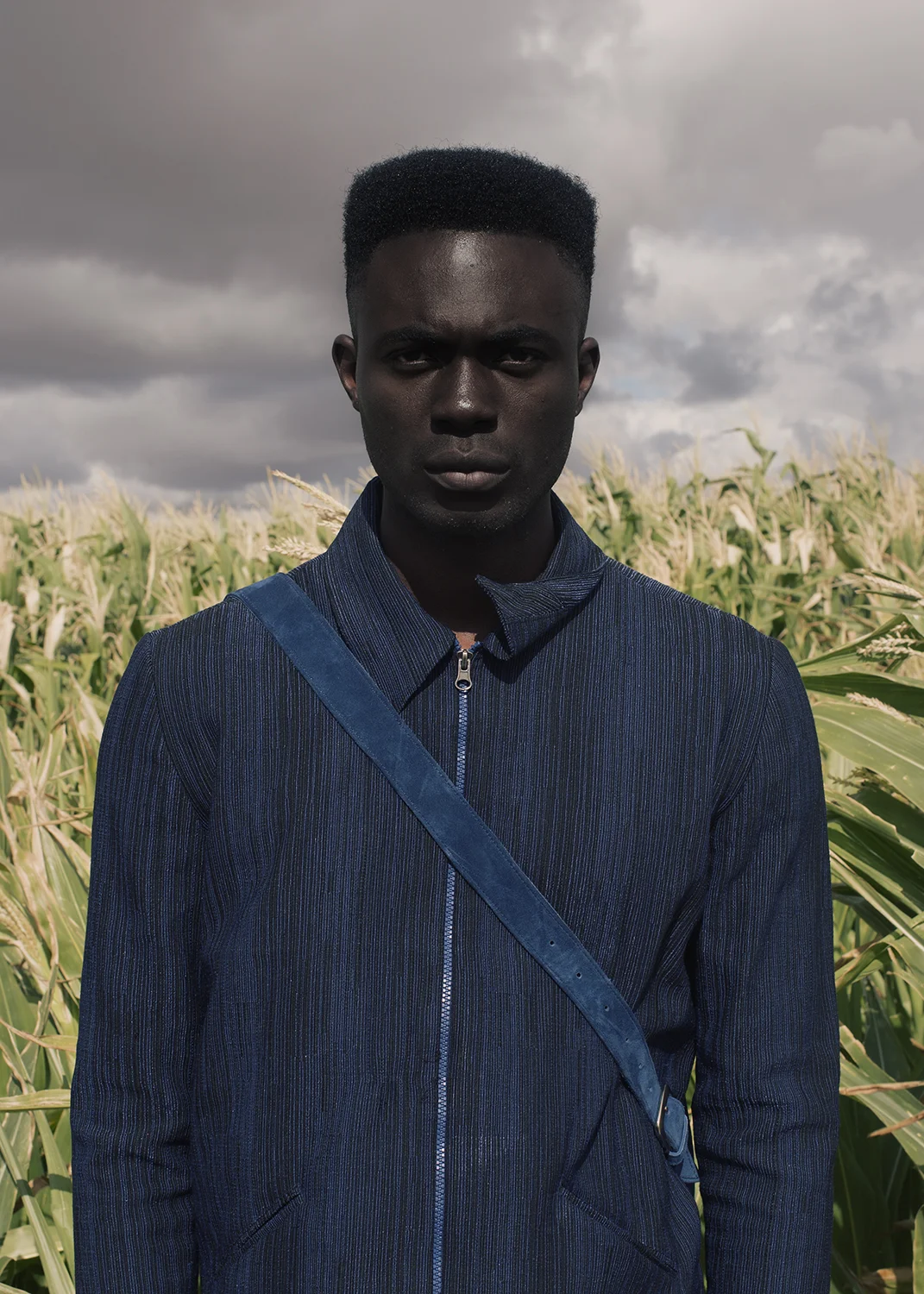 S.E.N.S.E.S. Orange Culture A/W 16:17 Lookbook Collaborations: Jewelry: Neon Zinn Shoes: Maxivive Bags: Nodrog Street Photography: Travys Owen at One League Agency Styling/Art Direction: Gabrielle Kannemeyer Models: Kwen Maye, Ronald Agbazagan, Kevwe, and Samuel Mukhuwana at 20 Model Management