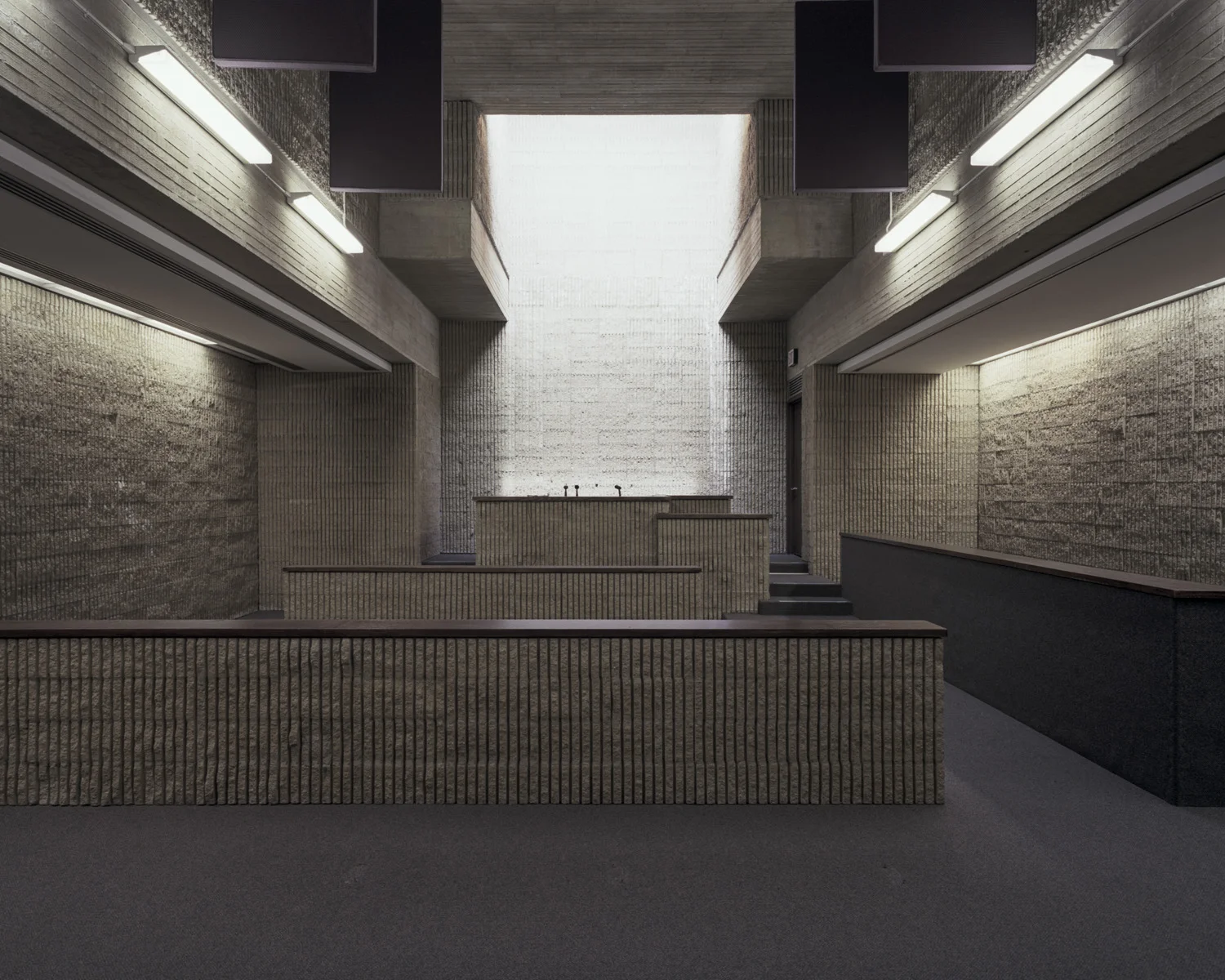 Cortroom, Division III, OCGC, Goshen, NY. © Sean Hemmerle 2013