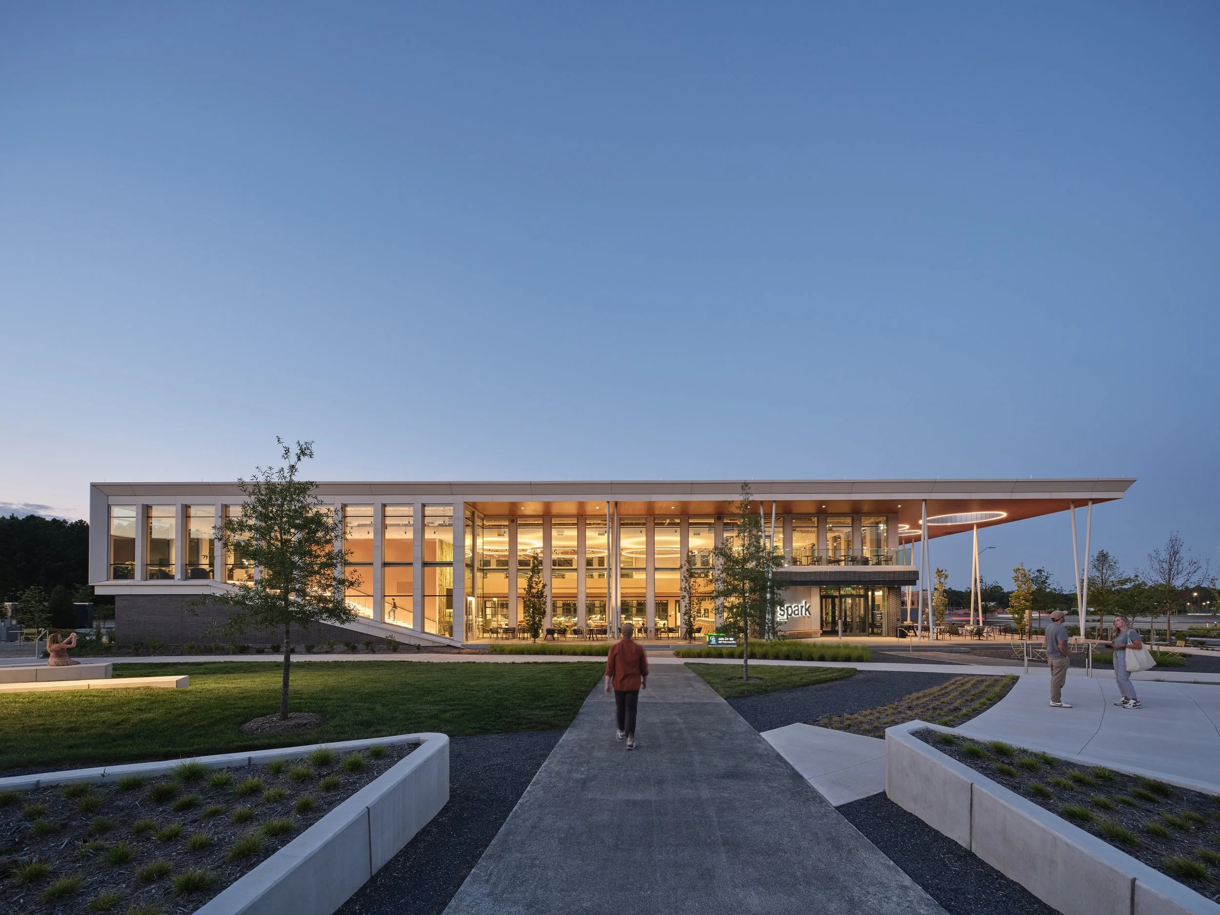  photography by Keith Issacs 