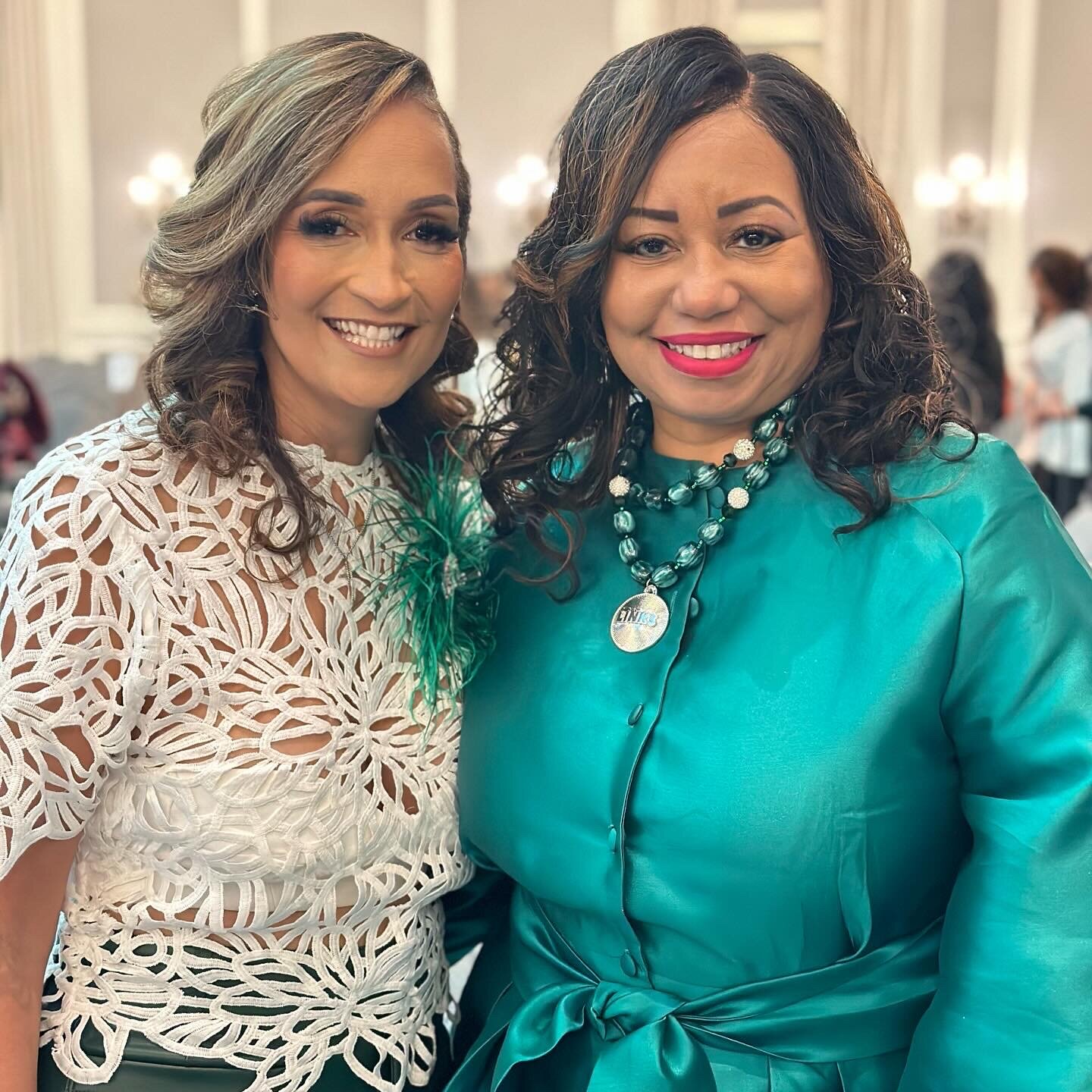 The Charlotte Chapter of the Links, Inc. rang in the new year hosting our SOLD OUT Emerald Affair: Friendship and Fashion fundraising event! We are so grateful to all our guests because without YOUR GENEROSITY we would not be able to OFFER SCHOLARSHI