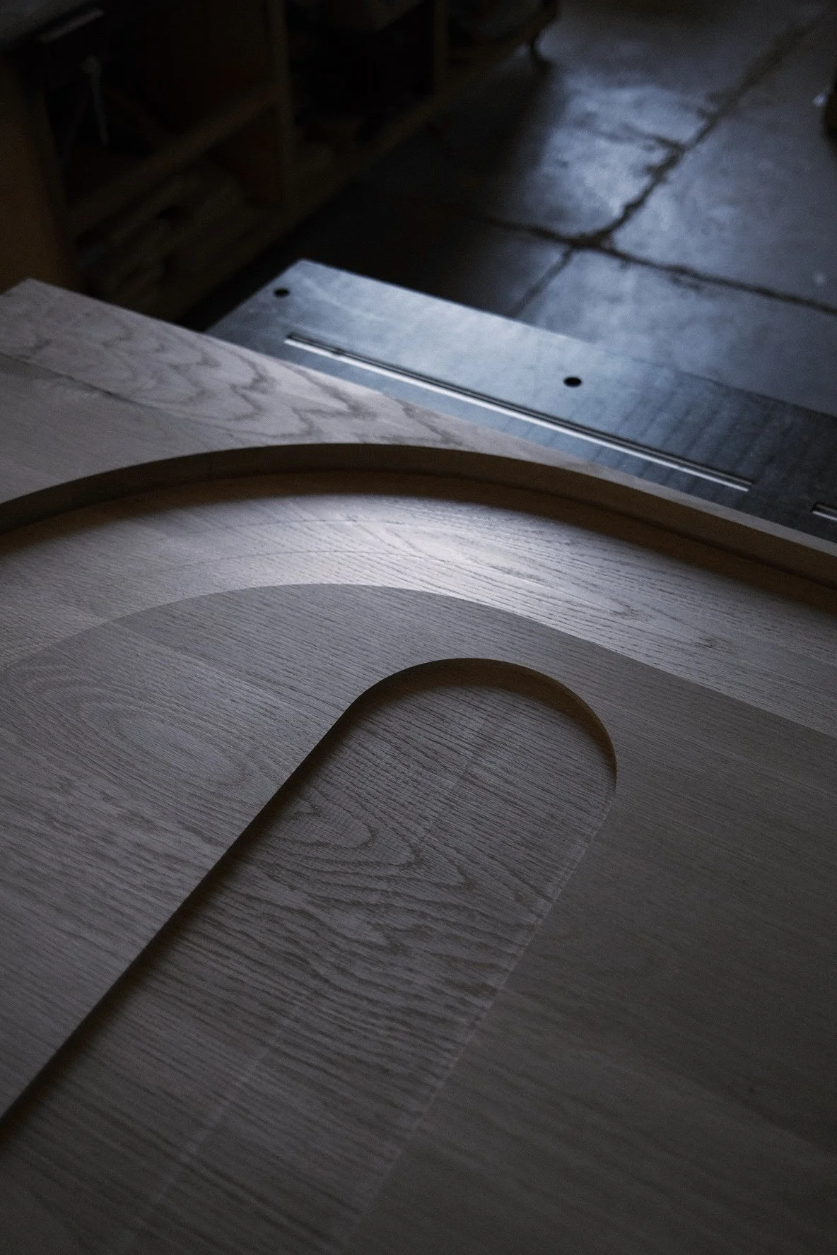 Milling a taper into oak on a Cnc.