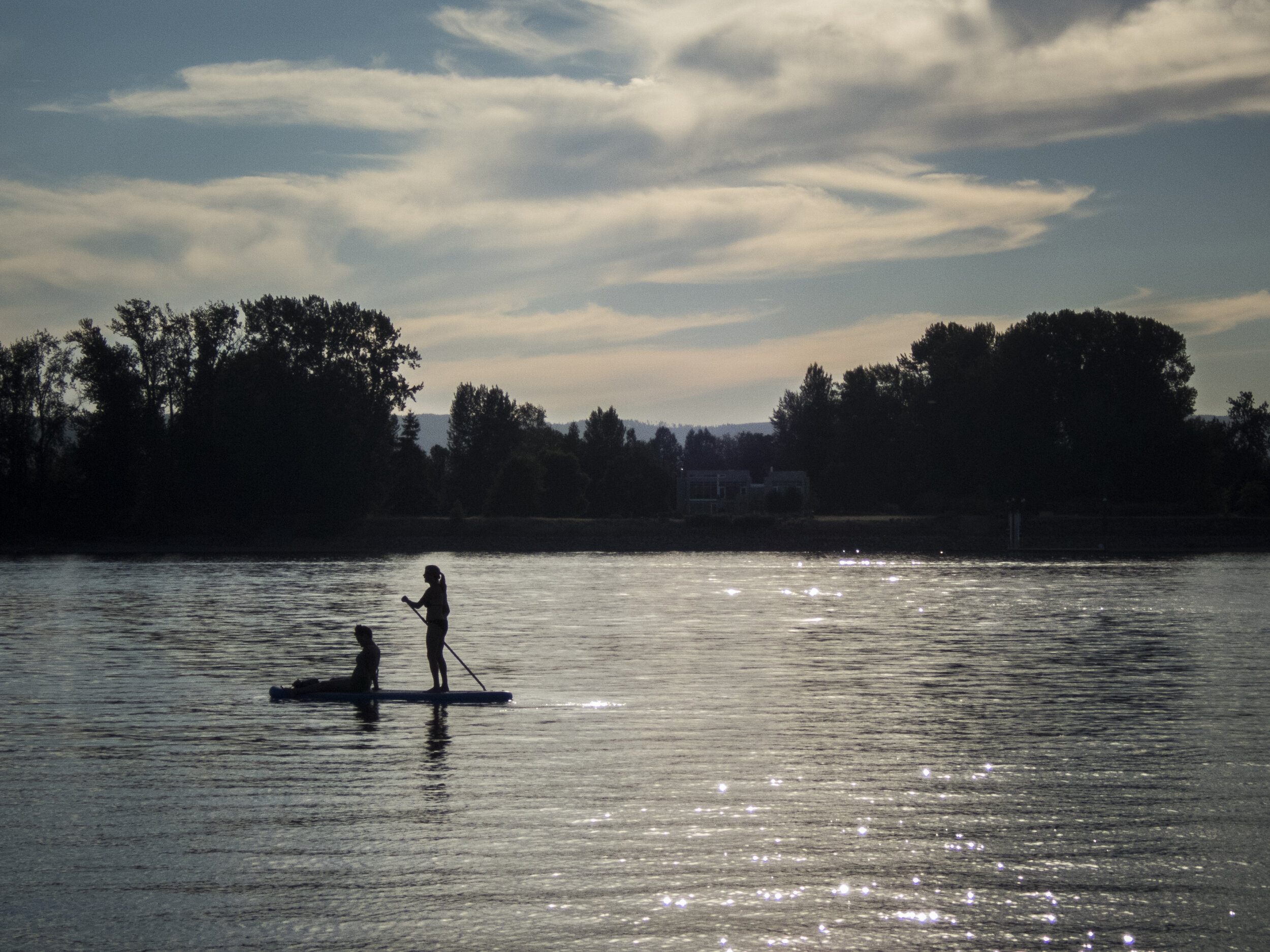 Columbia River Paddle Boarding
