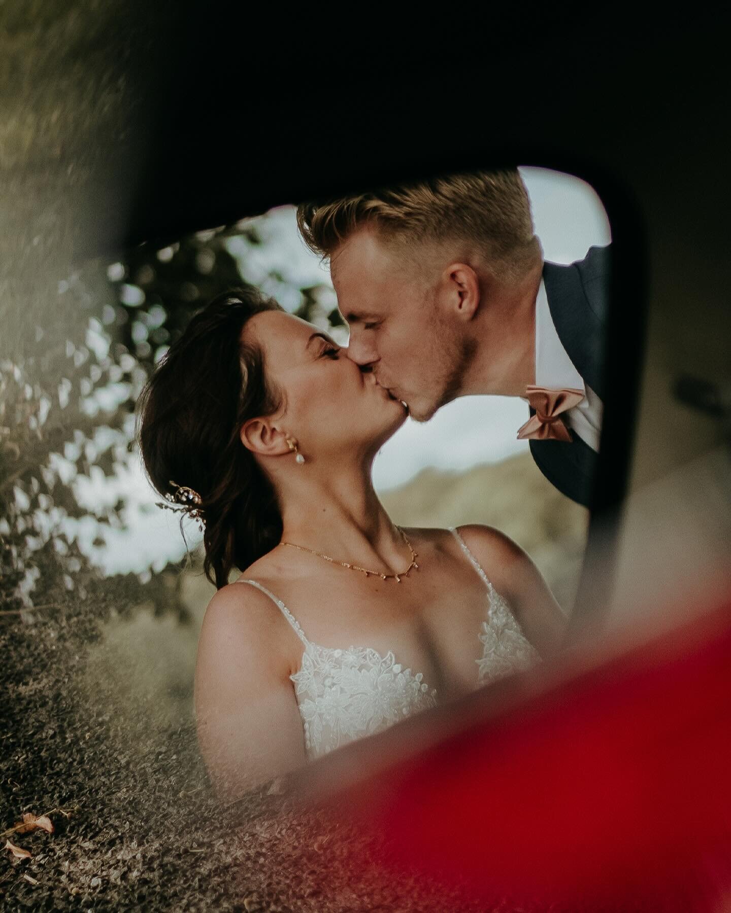 Sine + Mathias ❤️

Swipe left to see more!
.
.
.
#fotografaalborg #weddinginspiration 
#bryllupsfotograf #bryllupsfotografaalborg #bryllupsfotografdanmark #bryllup #wedding #weddingphotography #weddingday #bride #fujifilmxt3 #bridetobe #fujifilmxseri