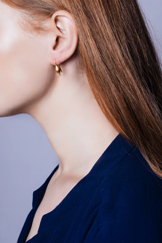 MAMM+MYRGH_SINGLEPODEARRINGS_OLIVIA BOSSERT.jpg