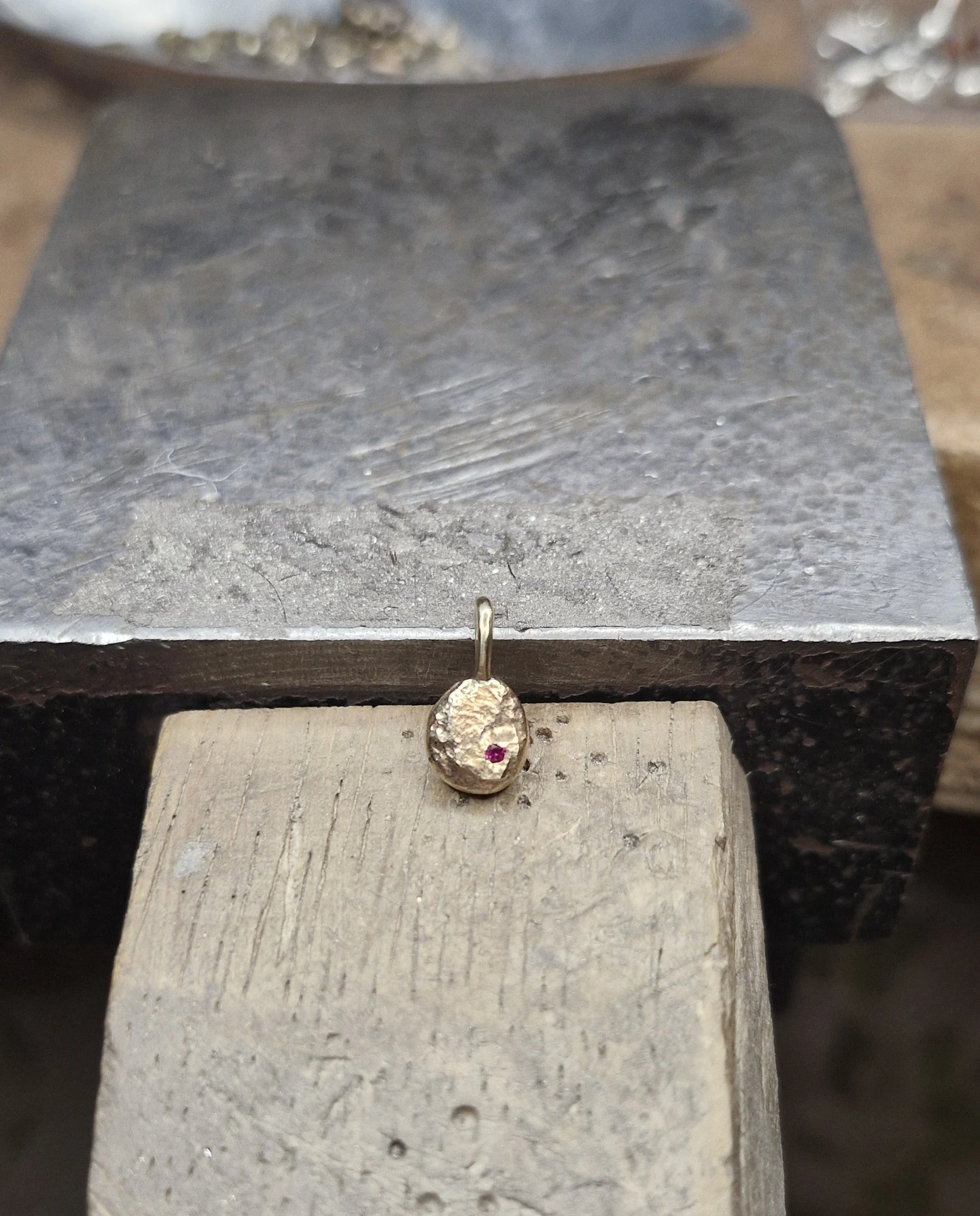 Molten Nugget Dot Pendant with Ruby (1).jpg