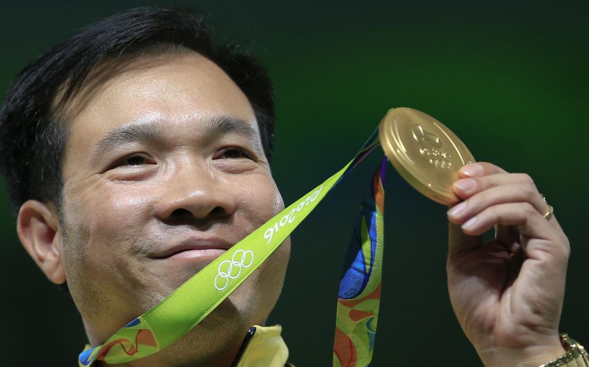 The first Vietnamese Gold medalist, Hoang Xuan Vinh