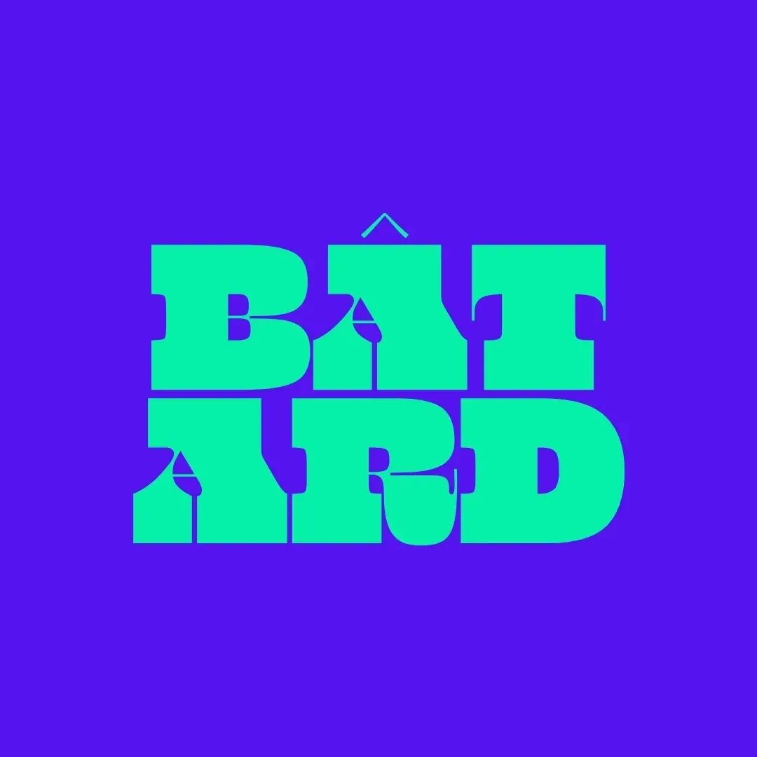 Bat&acirc;rd is coming. @batard__ 
L'ann&eacute;e 2023 commence
C'est le moment de vous annoncer une grande nouvelle. Nous lan&ccedil;ons notre magazine : B&acirc;tard

B&acirc;tard, c'est quoi ?
Un magazine d&eacute;di&eacute; aux Chiens sous un ang