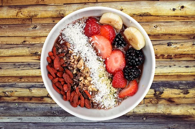 Bowl_fruit_Breakfast_Food_organic_Diet_Healthy_Fresh_Fruit_Strawberry_Raspberry_Banana_Fiber_1205155_S_.jpg