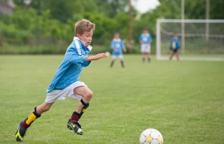 9647147_S_Kid_Soccer_Sport_Soccer Ball_Soccer Field.jpg