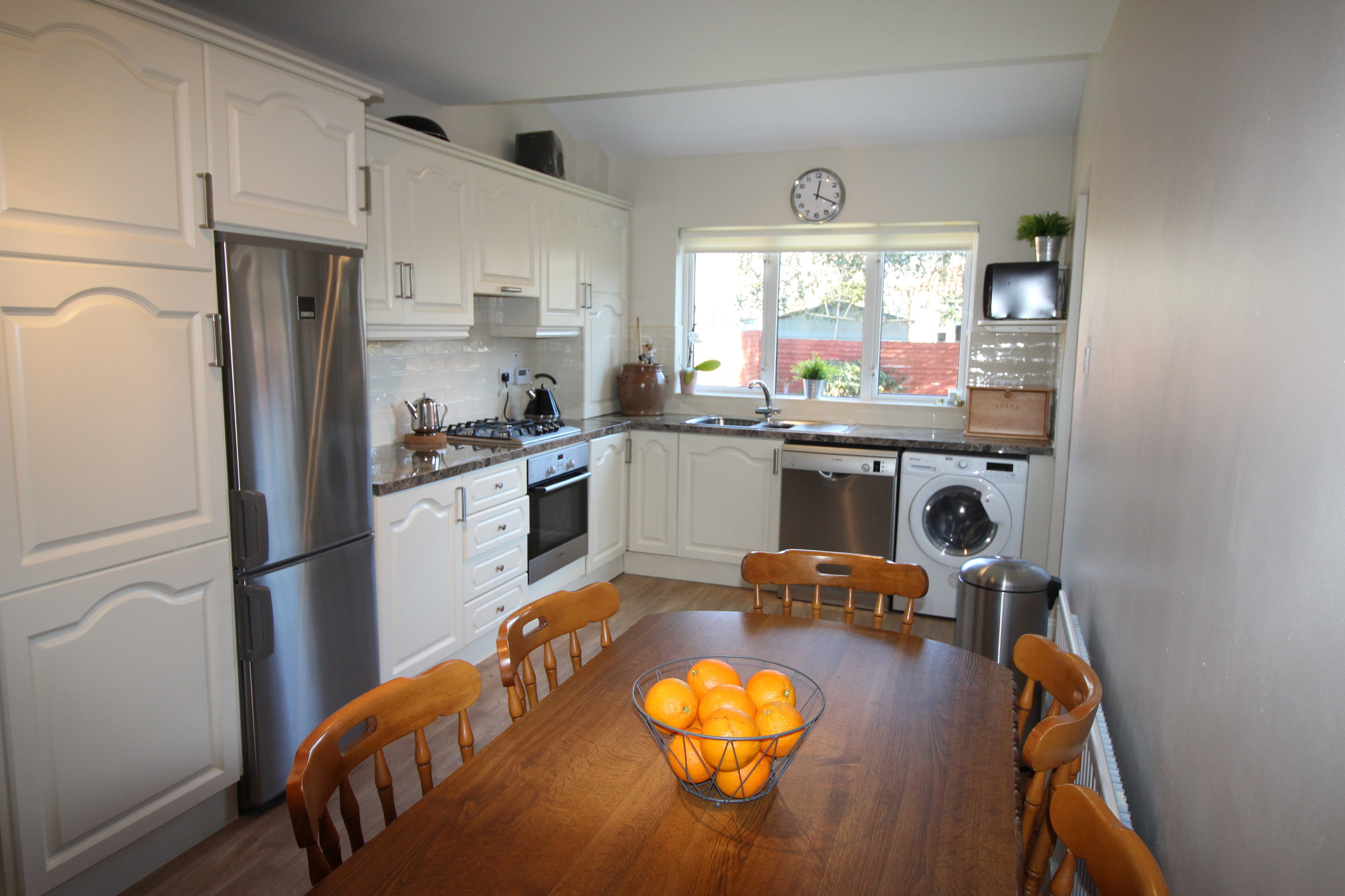 New kitchen on a shoestring!