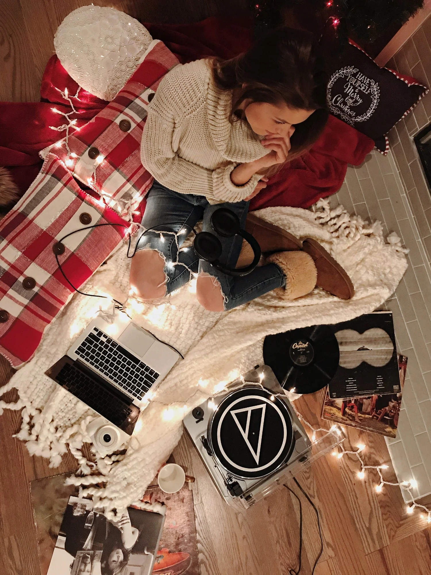 techgiftguide.jpg