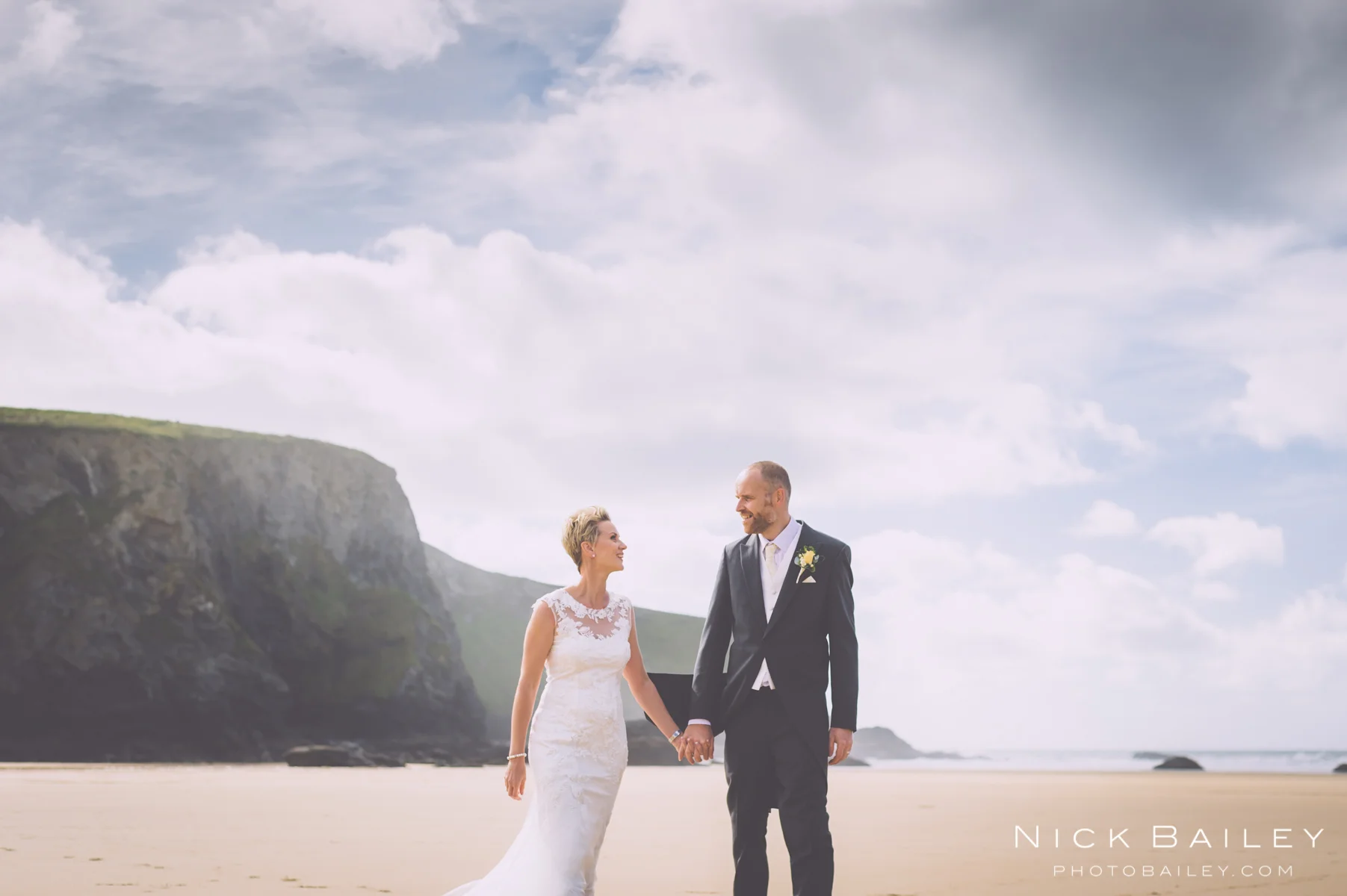 scarlet beach wedding