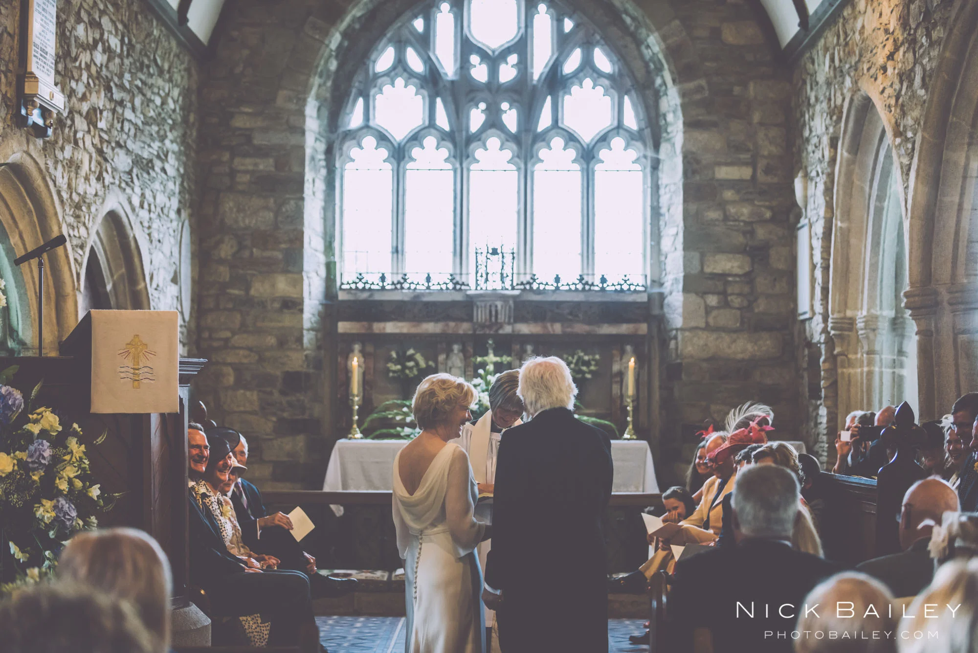 wedding-photographer-cornwall-40.jpg