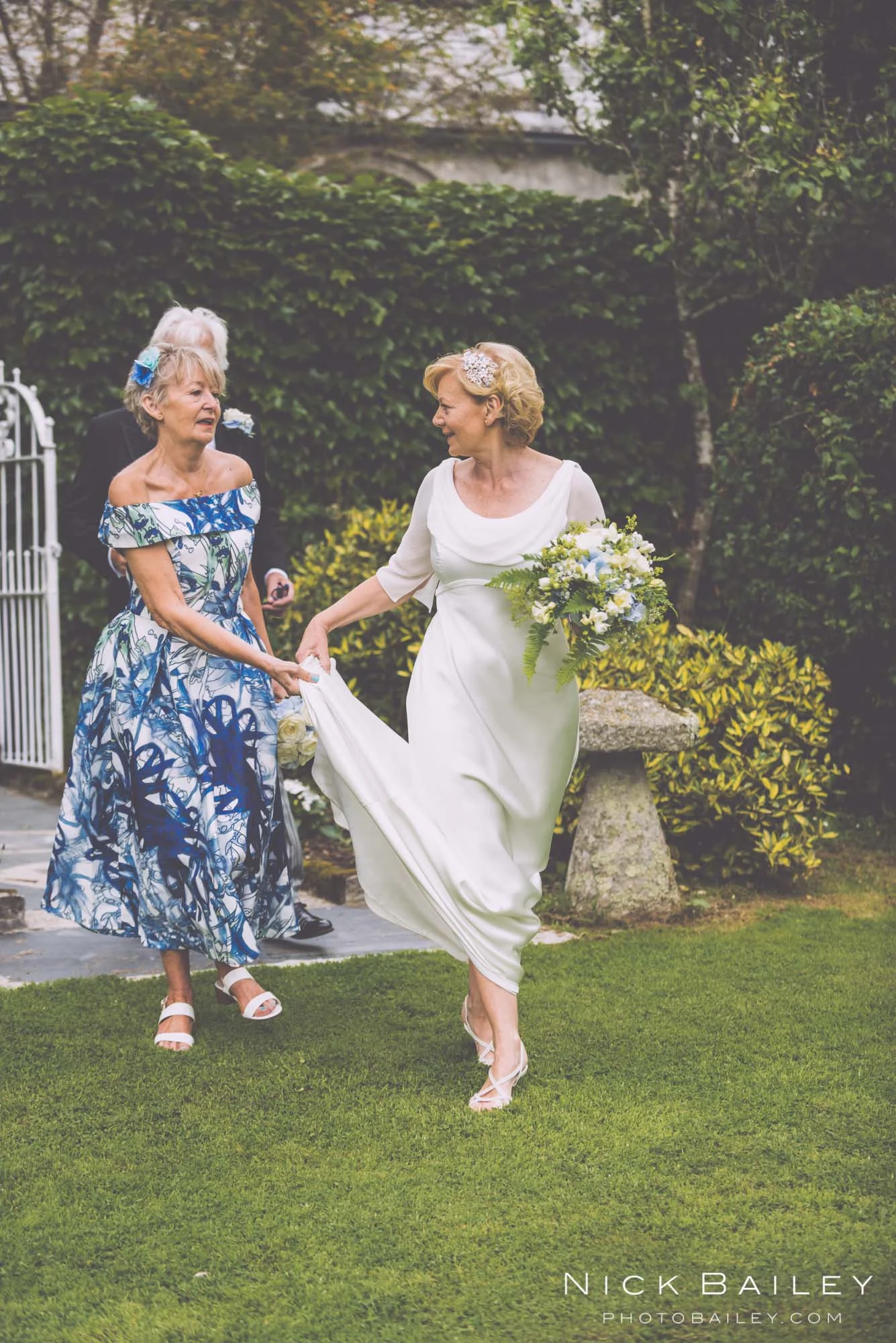 wedding-photographer-cornwall-50.jpg
