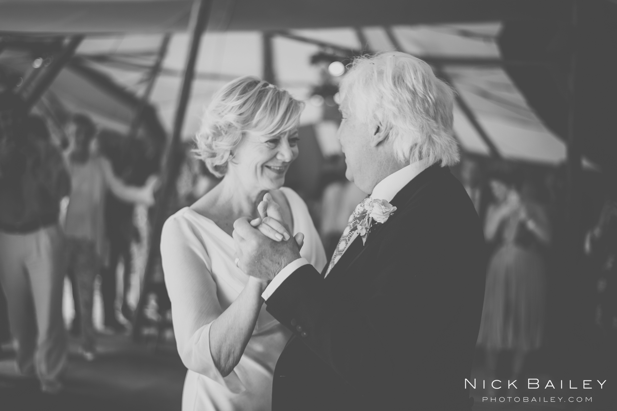 wedding-photographer-cornwall-87.jpg