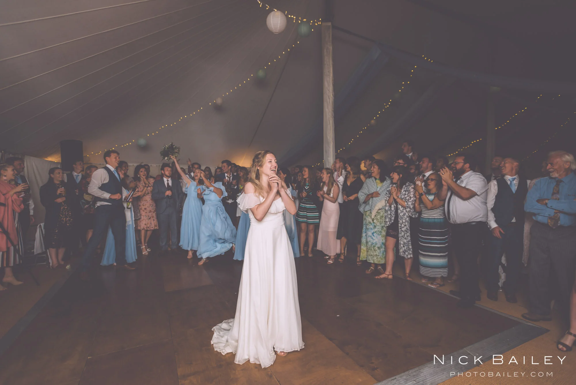 bre-pen-farm-weddings-79.jpg