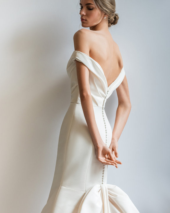 allison-webb-bridal-fall-2019-style-4960-whitley_1.jpg
