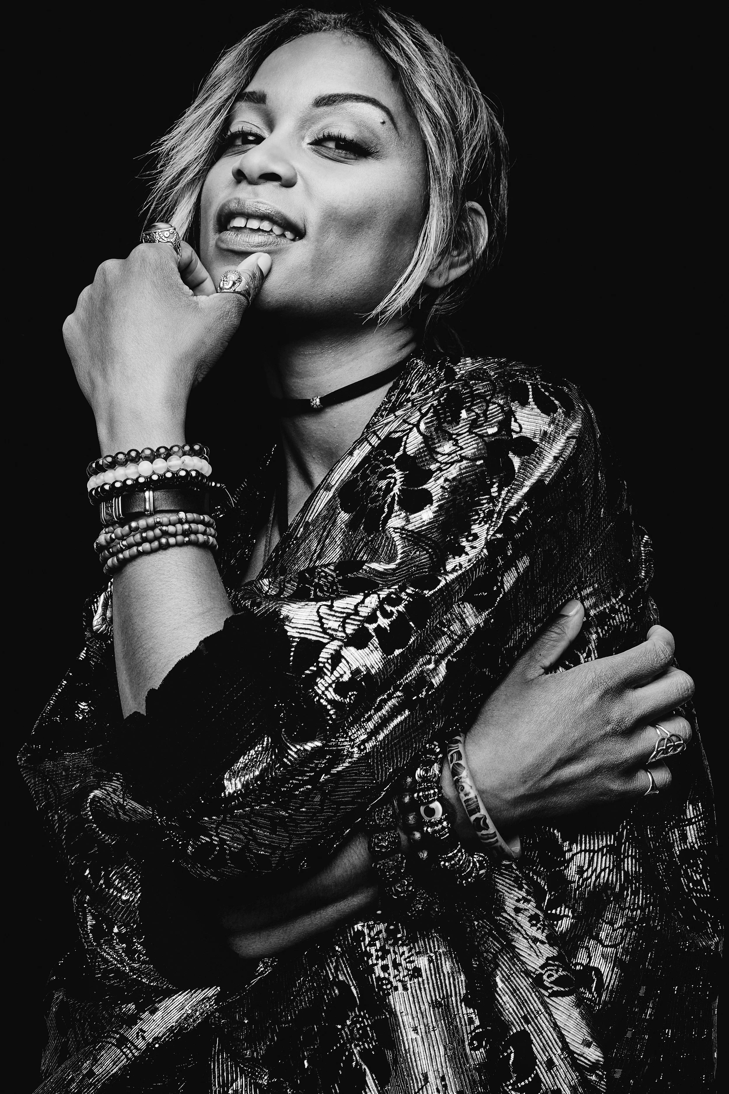  Actress Helena-Alexis Seymour feat. on Elle Canada online 