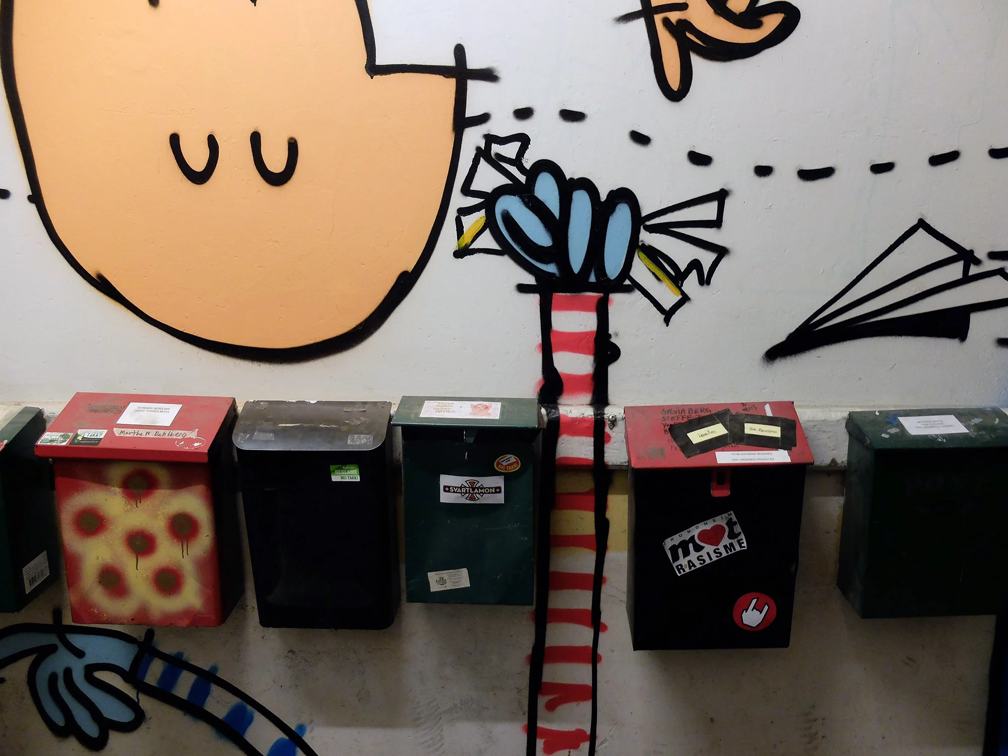 Følte at det var helt på sin plass med en regningeknøvlende powerfist.