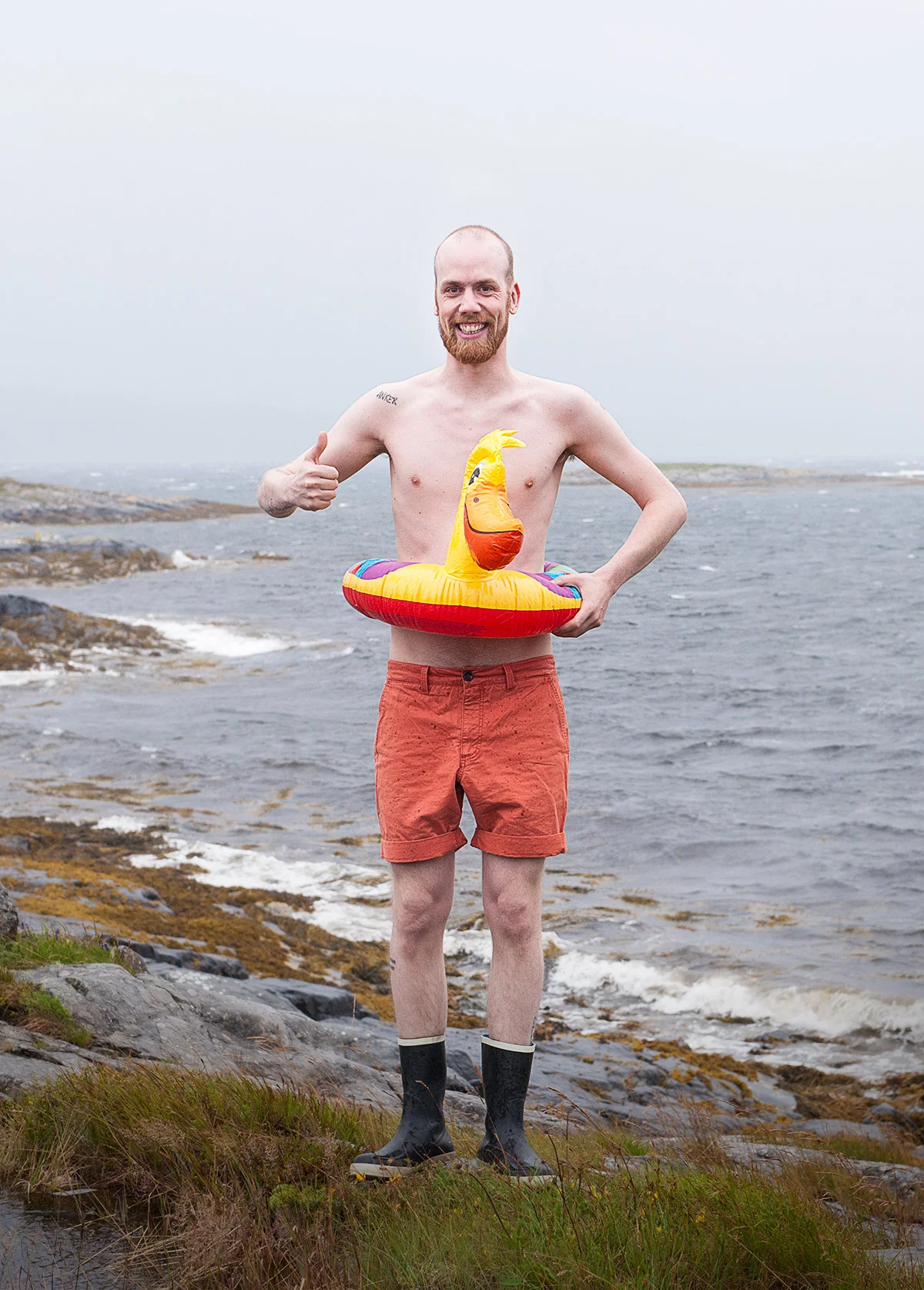 Selvironisk foto som symboliserer at jeg hopper i det. 