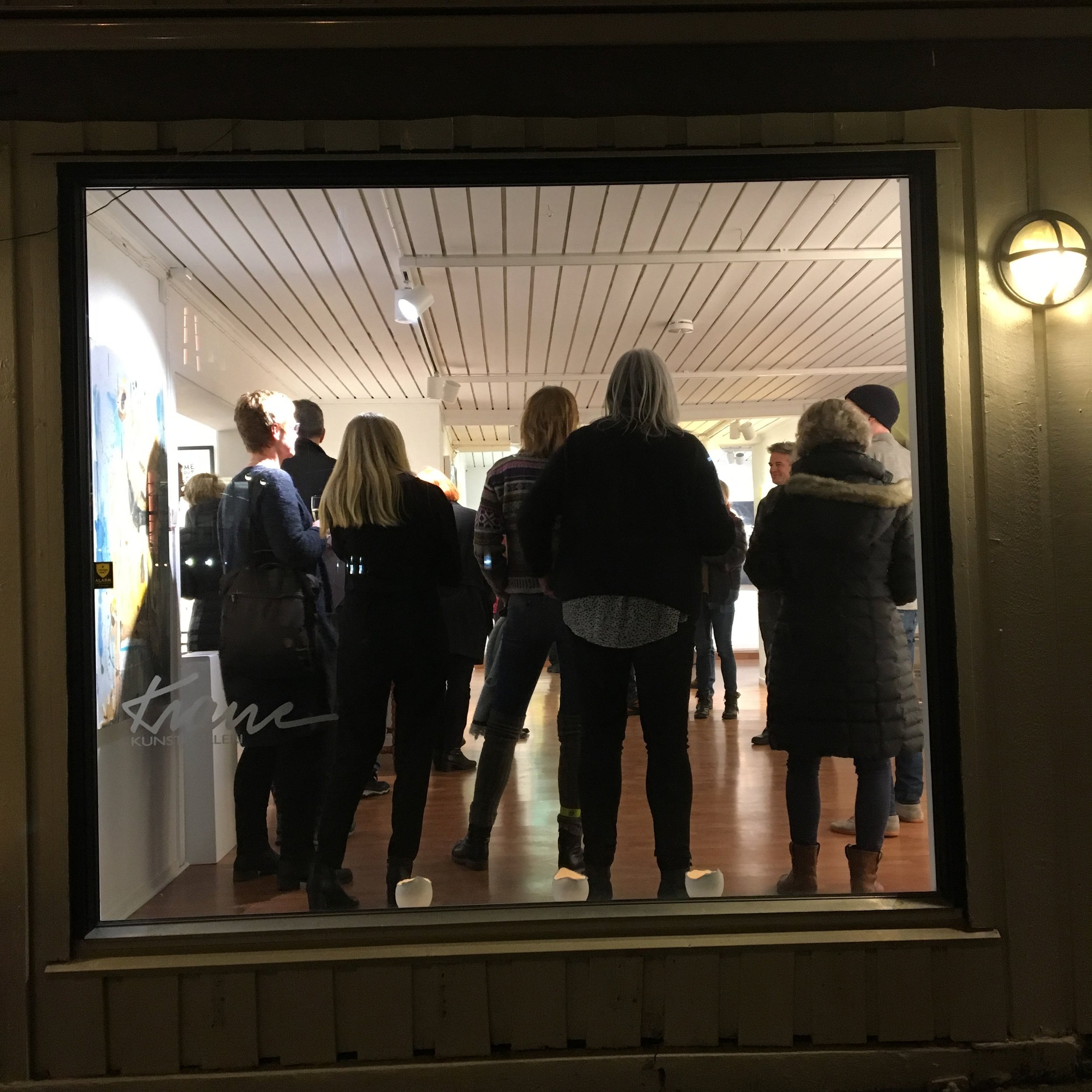 Utenfra og inn