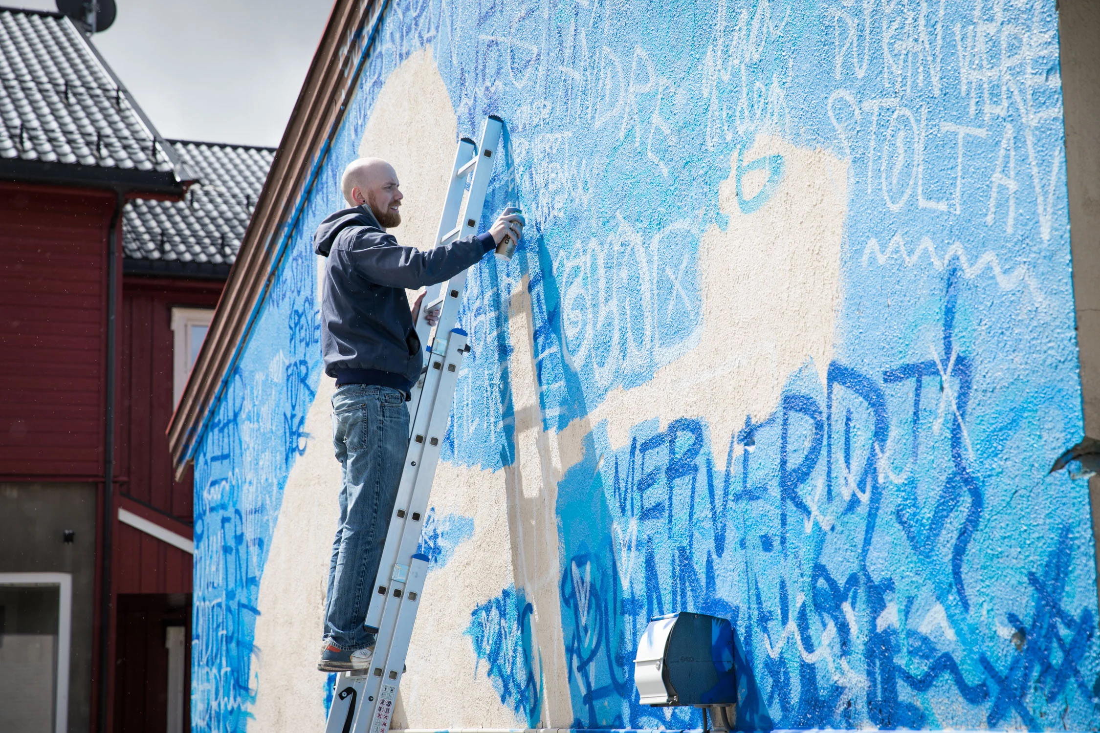 Men så snart intervjuene var ferdige, var det rett opp i stigen igjen.