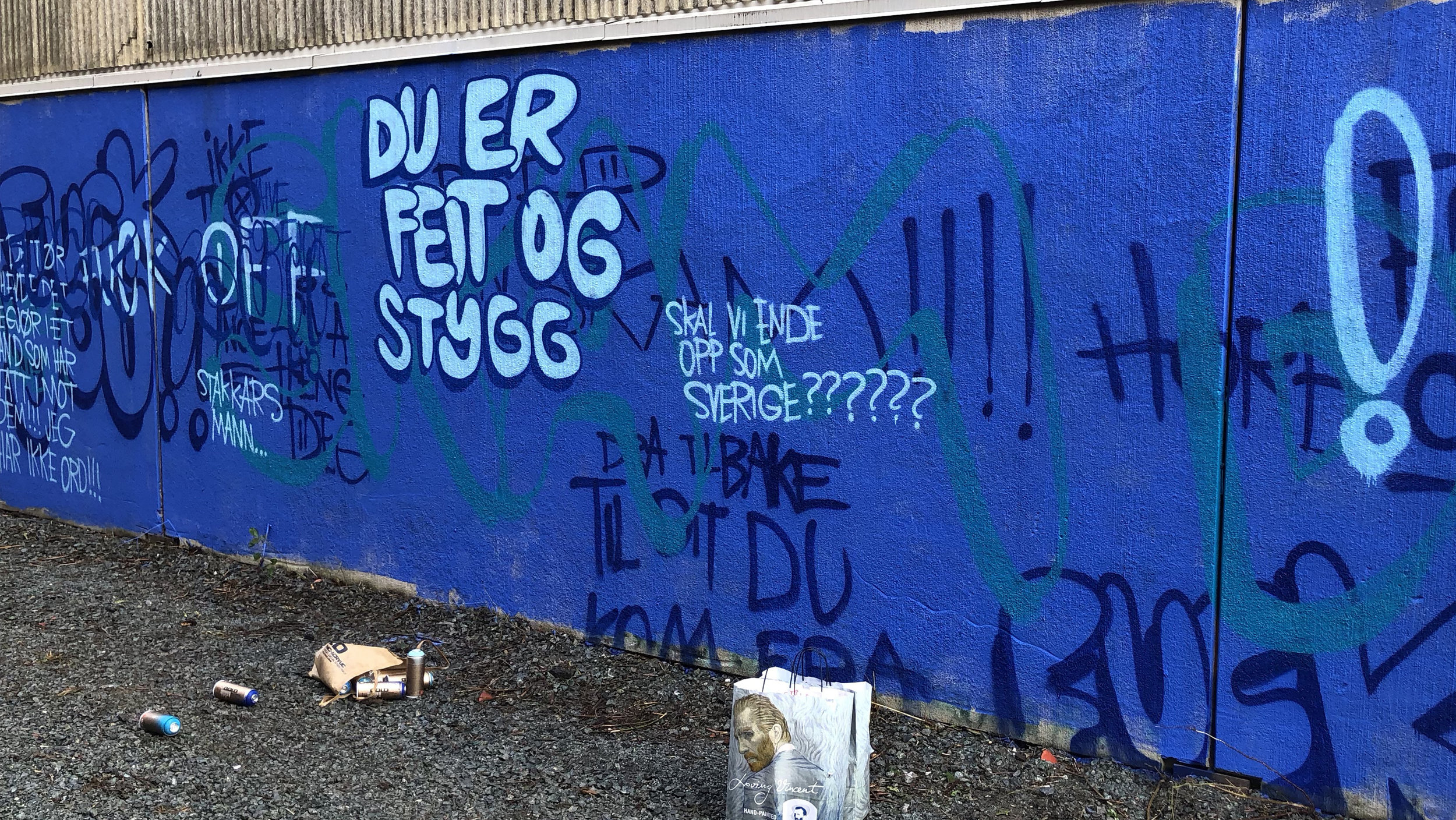 Du er stygg og feit!!!!!