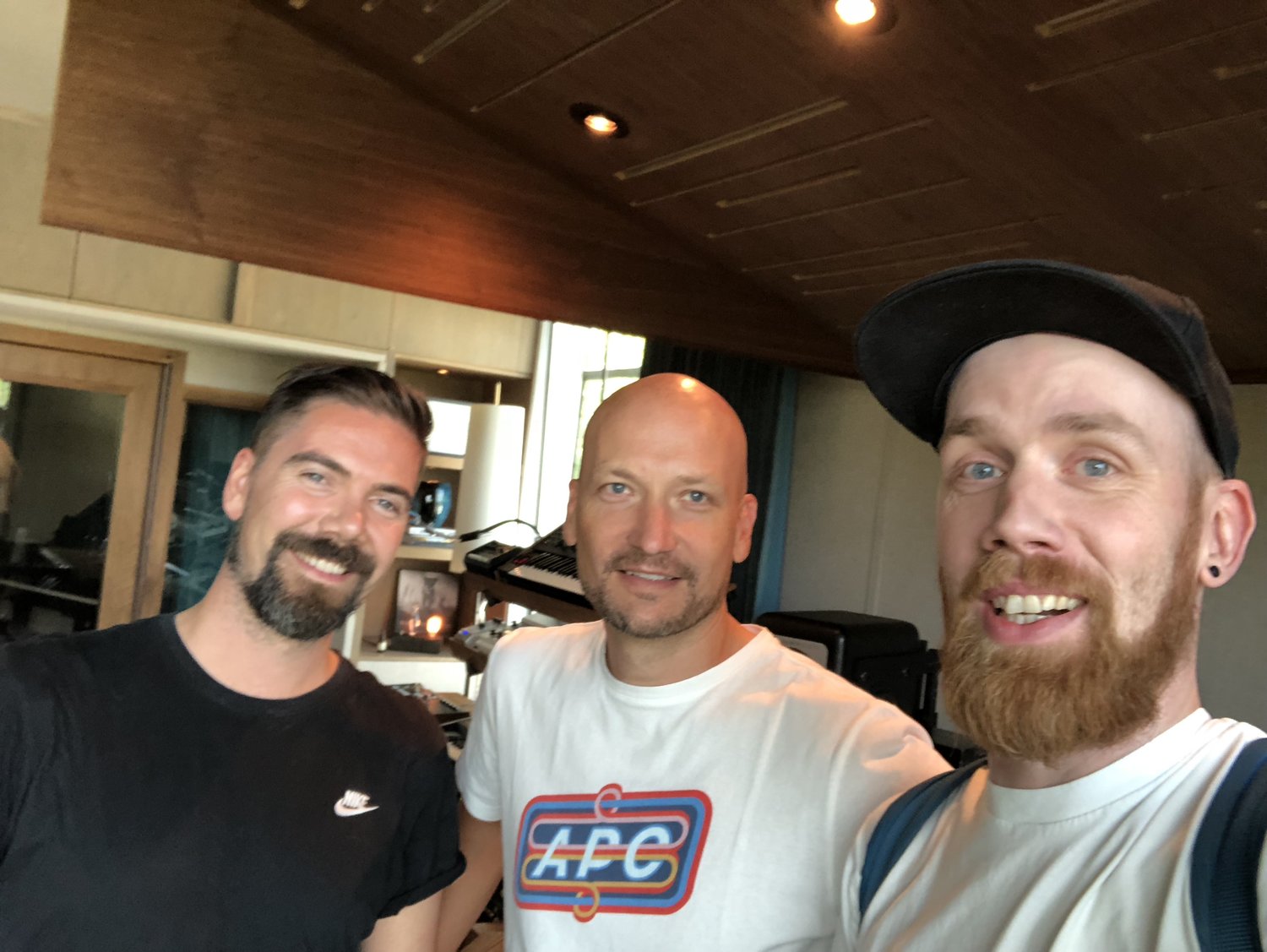 Inspirerende lyttesession hos Mikkel fra Stargate sammen turkompadre Aasmund.
