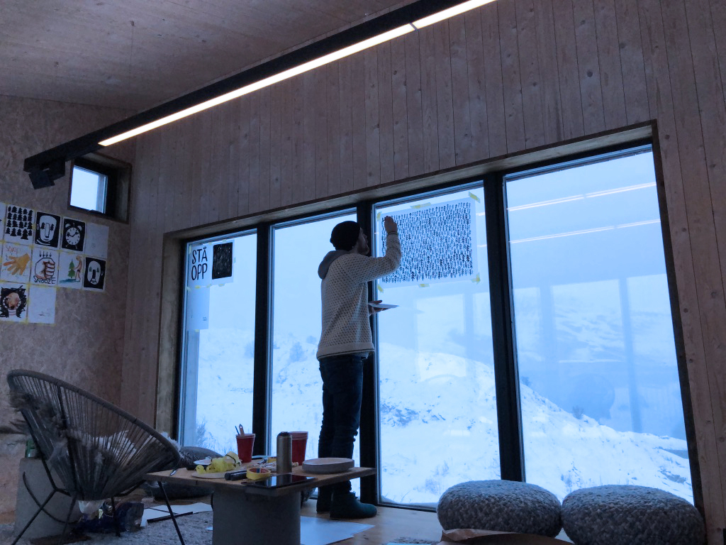 Vinduene var perfekte å bruke til å lage underlagsfilm for nye silketrykk.
