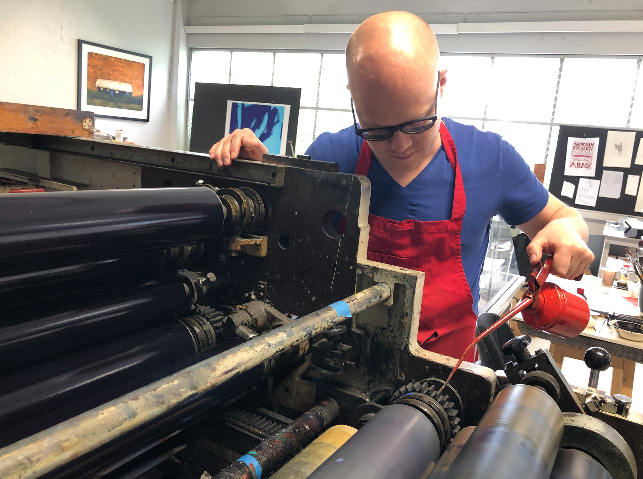 Maskineriet må smøres innimellom