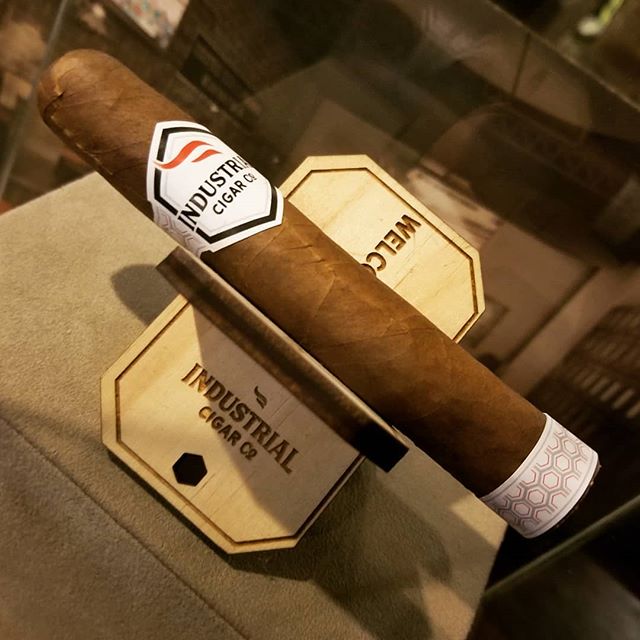 A stellar #BlackFriday at @industrialcigars in #Frisco, #TX, and the announcement of the House Stick by #PrincipleCigars. .
#Cigar #Cigars #시가 #雪茄 #цигара #Sayujar #Sigaar #Sigari #Cigare #Zigarre #葉巻 #Sigaro #Cigārs #Cigara #Trabuc #Cygaro #сигара #