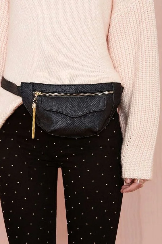 fanny pack.jpg