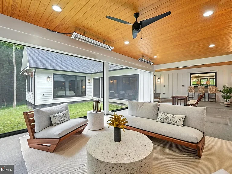 Photo Nov 19 2025, 7 03 46 PM (19).webp